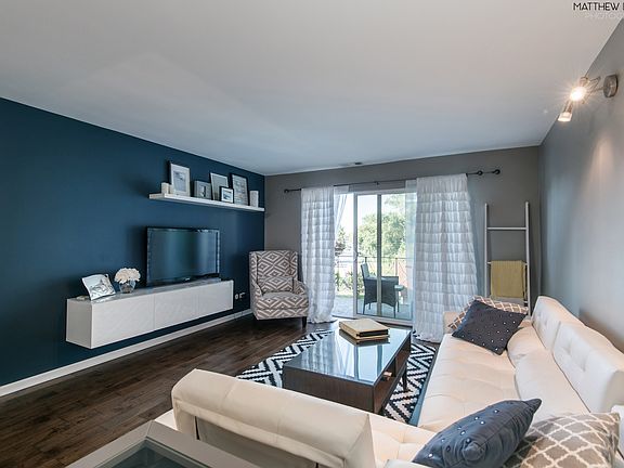 5th image of 7100 W 95th St APT 208