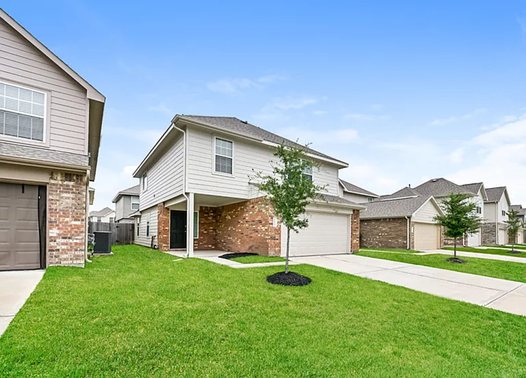 18522 Medway River Trl — Photo 3