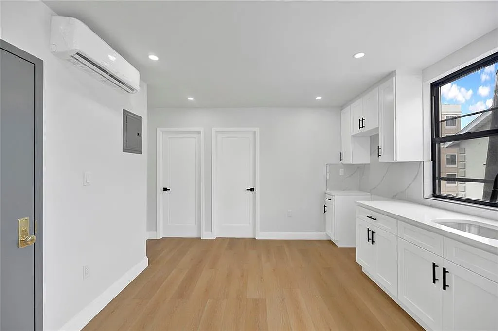 1 bed, 1.0 bath, 500 sqft, $2,500 — Photo 3