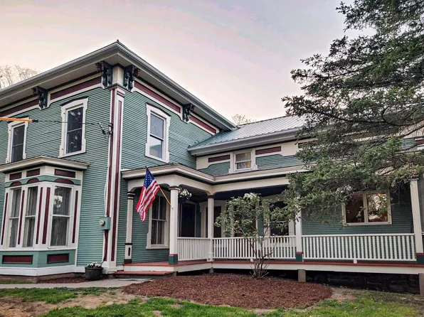 184 Burnham Drive, Waltham, VT 05491