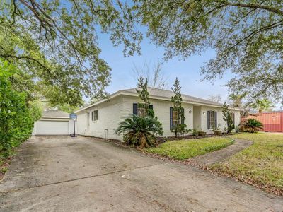 5009 Meadow Ln, Dickinson, TX, 77539