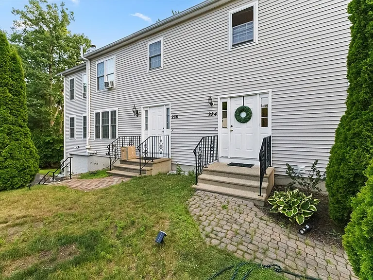 284 S Quinsigamond Ave #284 — Photo 1