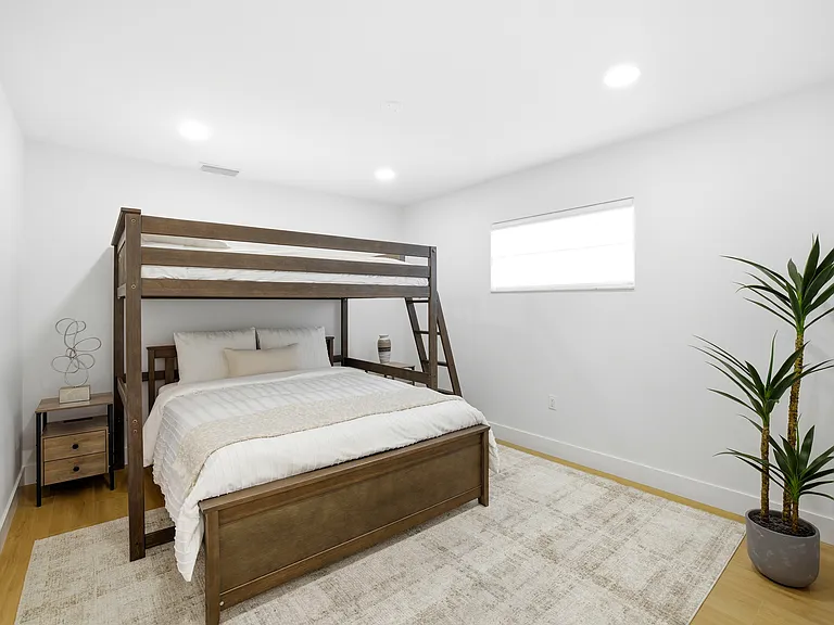 1530 Mackintosh Blvd — Photo 37