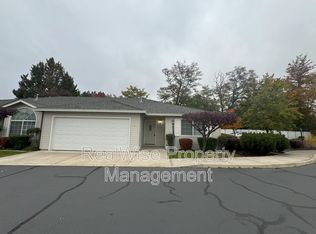 1221 Skeeters Ln UNIT 1, Medford, OR 97504