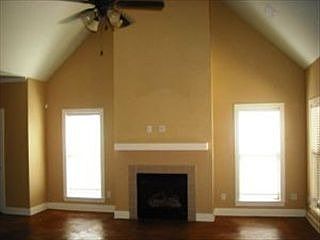5th image of 108 E Pointe Dr