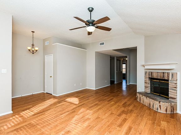 4th image of 10408 Morning Dew St