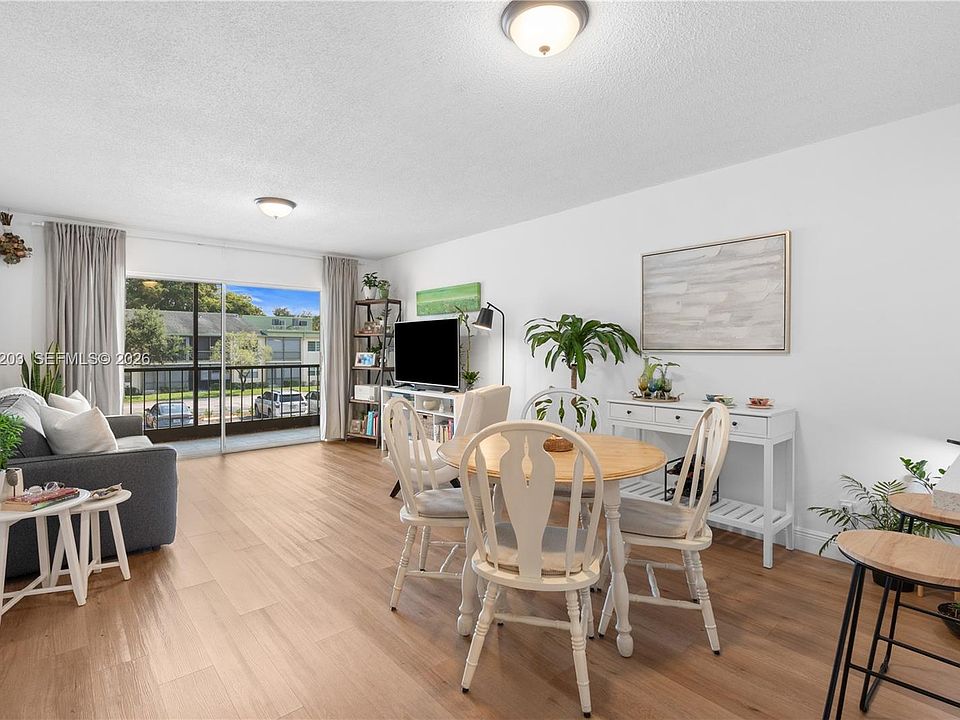 1st image of 4161 NW 90th Ave APT 206