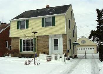 1st image of 8016 Whitehaven Dr
