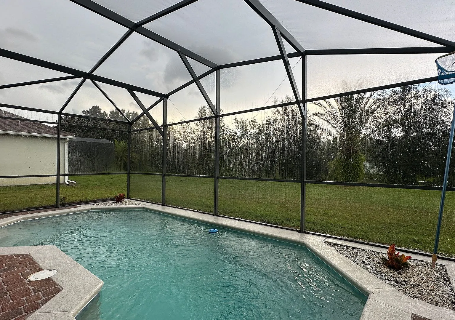 Spacious 5BR / 3.5BA Pool Home in Desirable Longwood — Photo 4