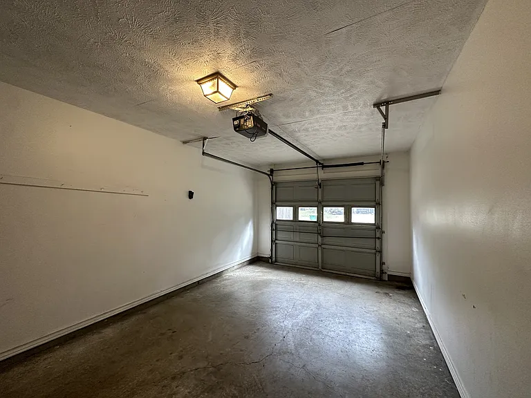 3811 Elizabeth St — Photo 21