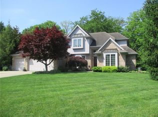 23 N Sugar Cliff Dr, Crawfordsville, IN 47933