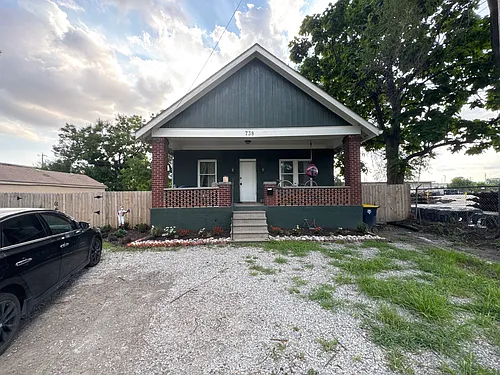 738 N Garland Ave Photo 1