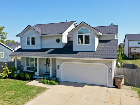 1214 S 24th Ct, West Des Moines, IA 50265