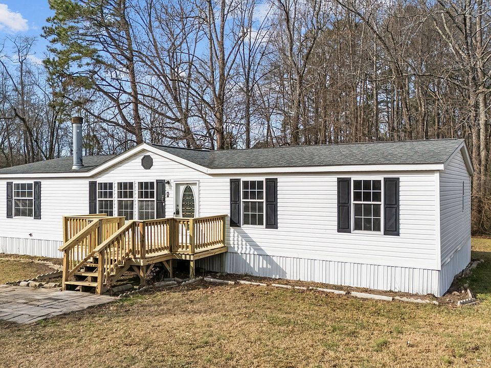 1st image of 15 Dry Pond Ln