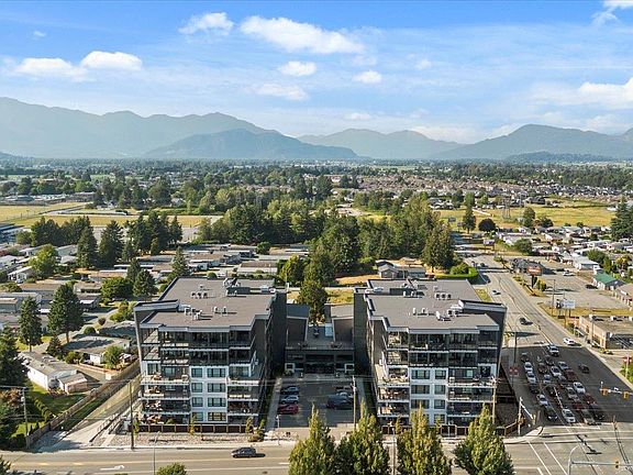 5th image of 45757 Watson Rd #408