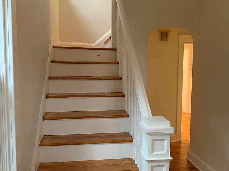222 Newburg Ave — Photo 29