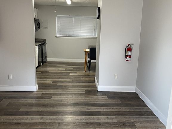 3rd image of 139 McDonnell Ave