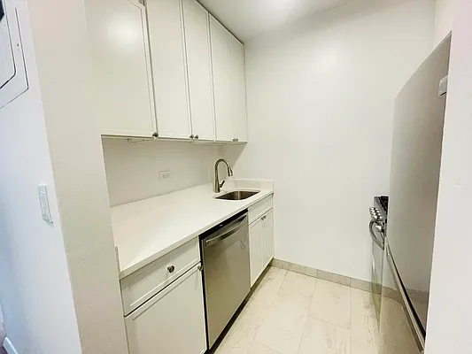 Rented by Oxford Property Group | media 9