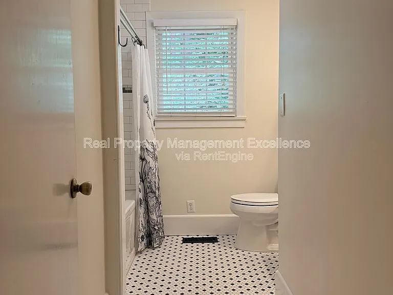 620 Carr St — Photo 33