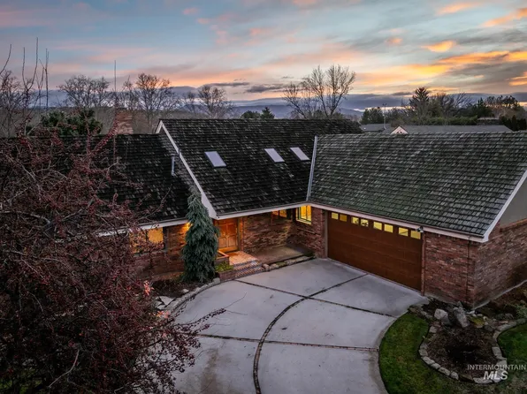 5858 W Sterling Ln, Garden City, ID 83703