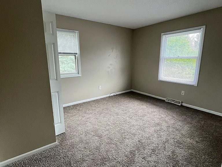 14745 Riley St — Photo 11
