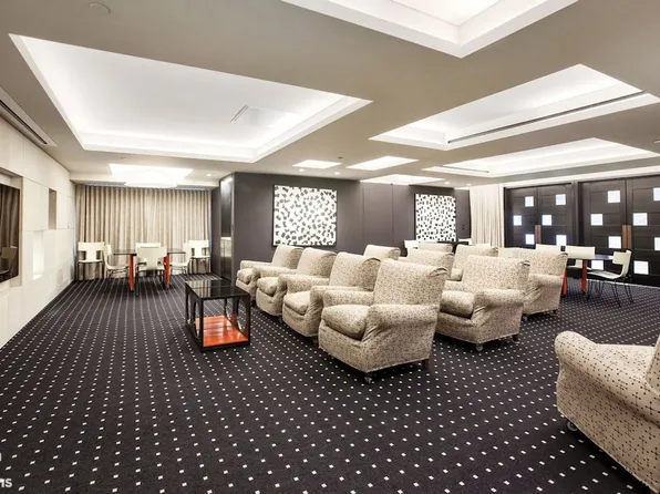 15 West 53rd Street image 13 of 16