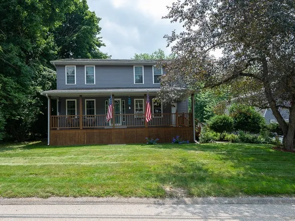 67 Airport Rd, Dudley, MA 01571