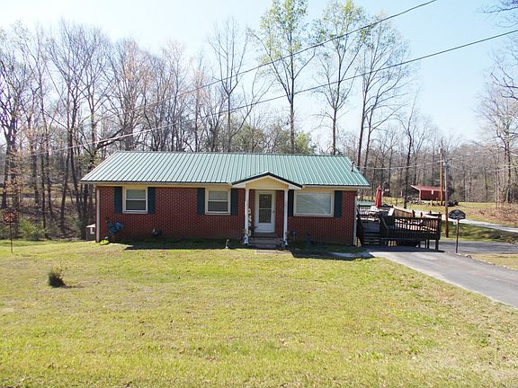 2nd image of 225 Cedar Hollow Dr