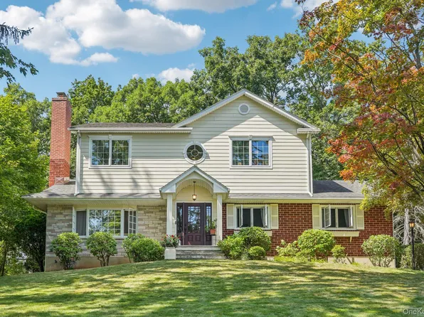 13 Fairview Avenue, Nanuet, NY 10954