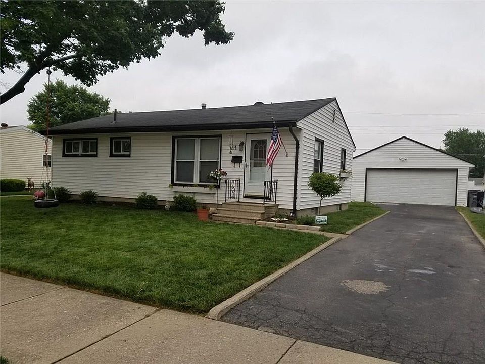 1st image of 691 Meadow Ln