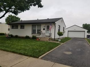 691 Meadow Ln, Troy, OH 45373