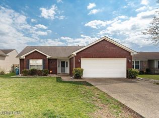 9604 Brooks Bend Rd, Louisville, KY 40258