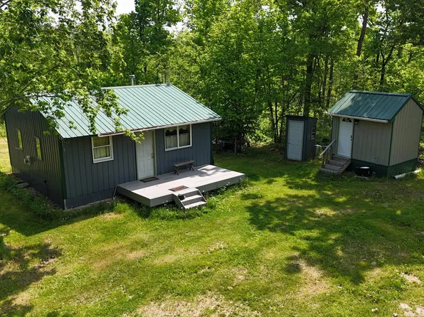 64245 School House Dr, Sandstone, MN 55072