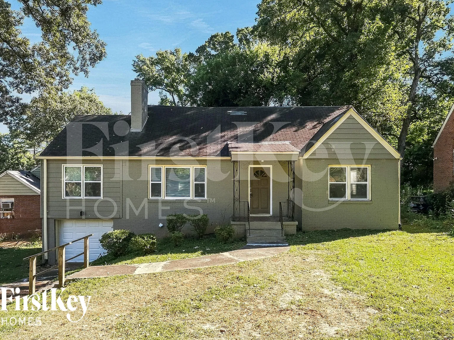3 bed, 1.0 bath, 1507 sqft, $2,585 — Photo 1