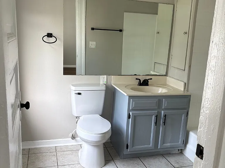 103 Barnhardt Cir #8 — Photo 37