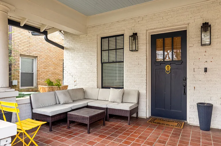 1110 Monroe Dr NE #A — Photo 3