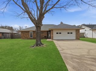 2607 Boulder Dr, Corinth, TX 76210