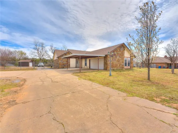 3950 Topeka Ln, Choctaw, OK 73020