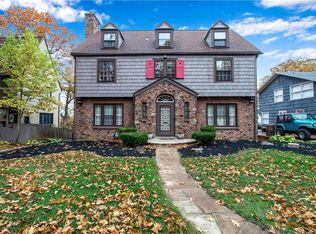 466 College Ave, Niagara Falls, NY 14305
