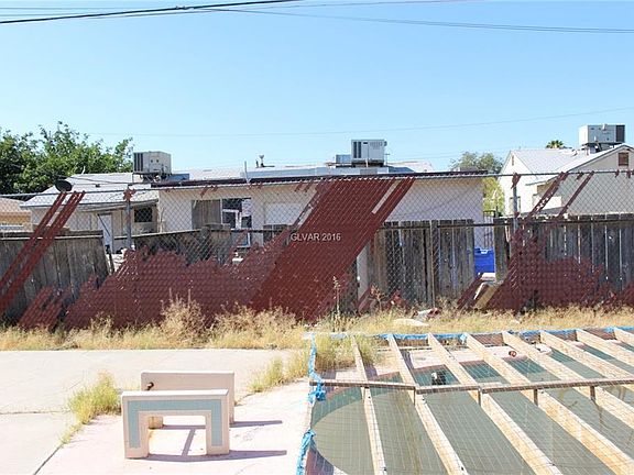 5th image of 2024 E Oakey Blvd #0