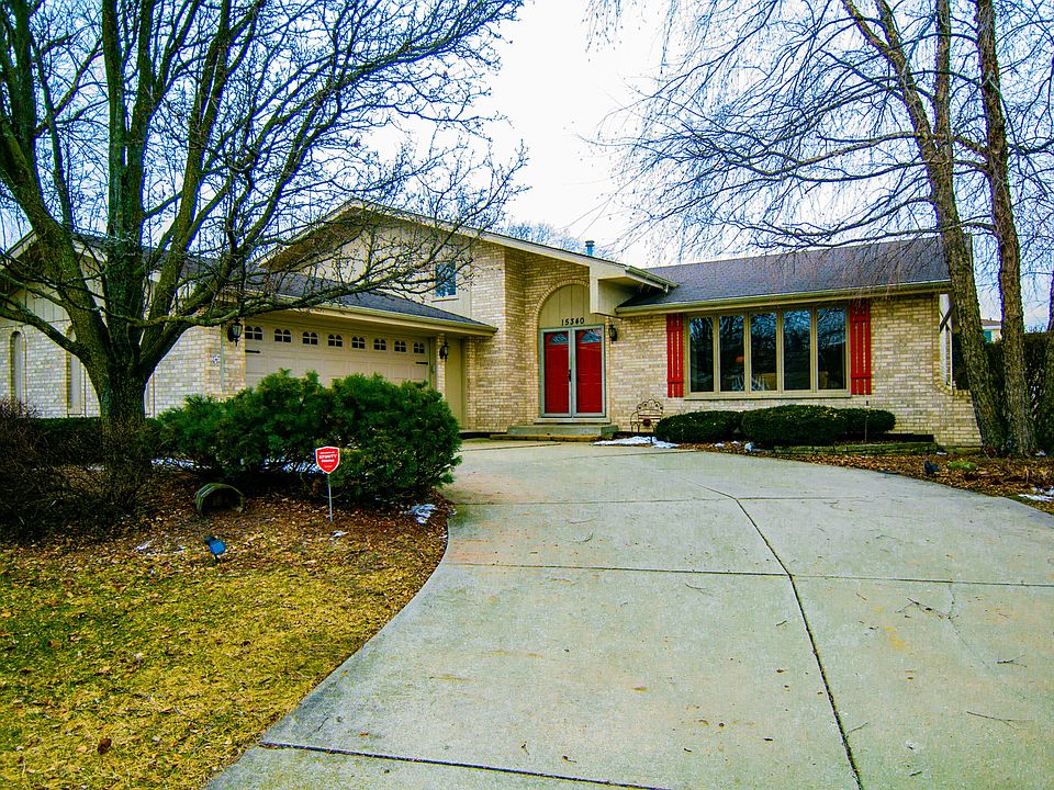 1st image of 15340 S Paddock Ln