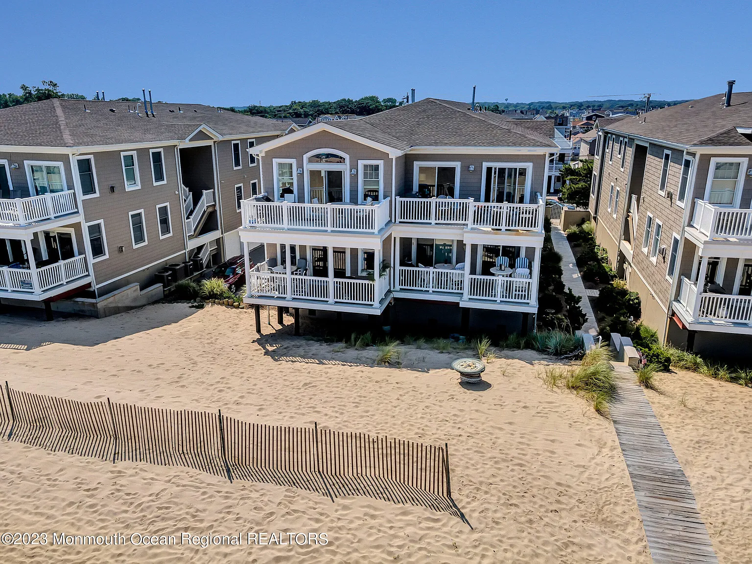 3 bed, 1856 sqft, $3,200 — Photo 4