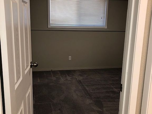 4th image of 7722A 34th Ave NW #0