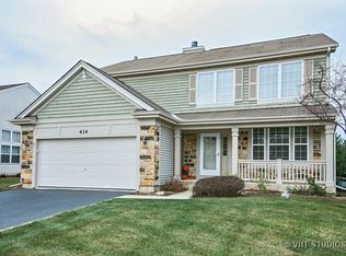 414 Geneva Ln, Cary, IL 60013