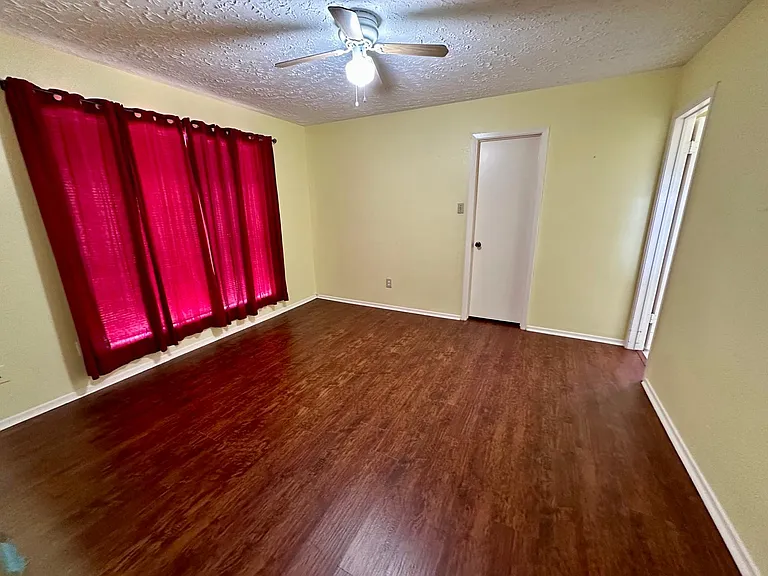 9307 Barrowhollow Dr — Photo 6