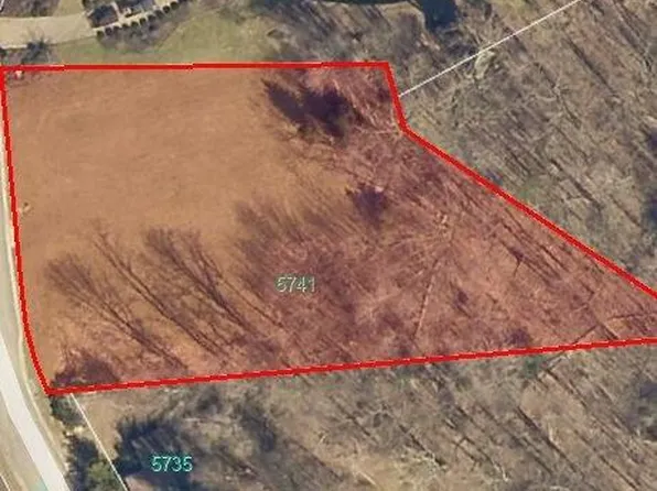 5741 Reserve Point Ln #1, Roanoke, VA 24018