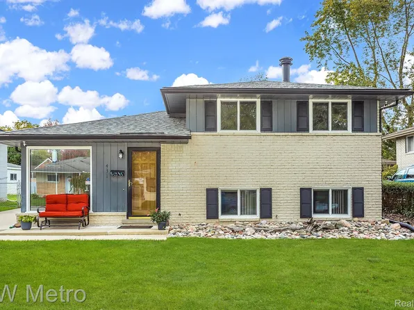 431 Kinross Ave, Clawson, MI 48017