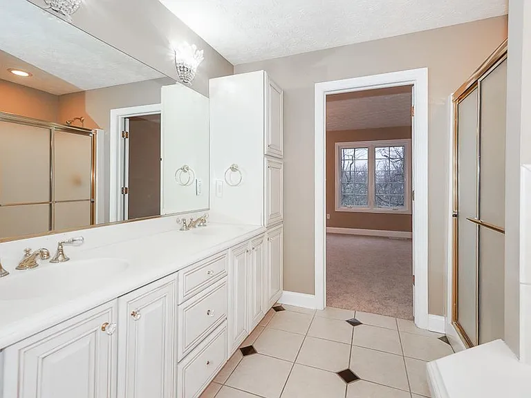 3729 Edgehill Dr — Photo 34