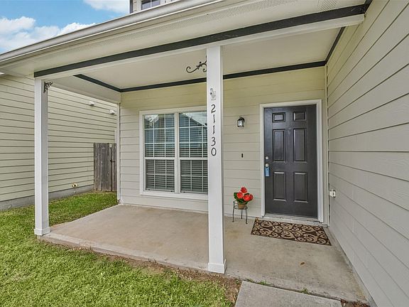 3rd image of 21130 Molasses Meadow Ln