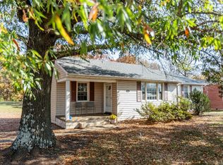 186 Patricia Anne Ln, Appomattox, VA 24522